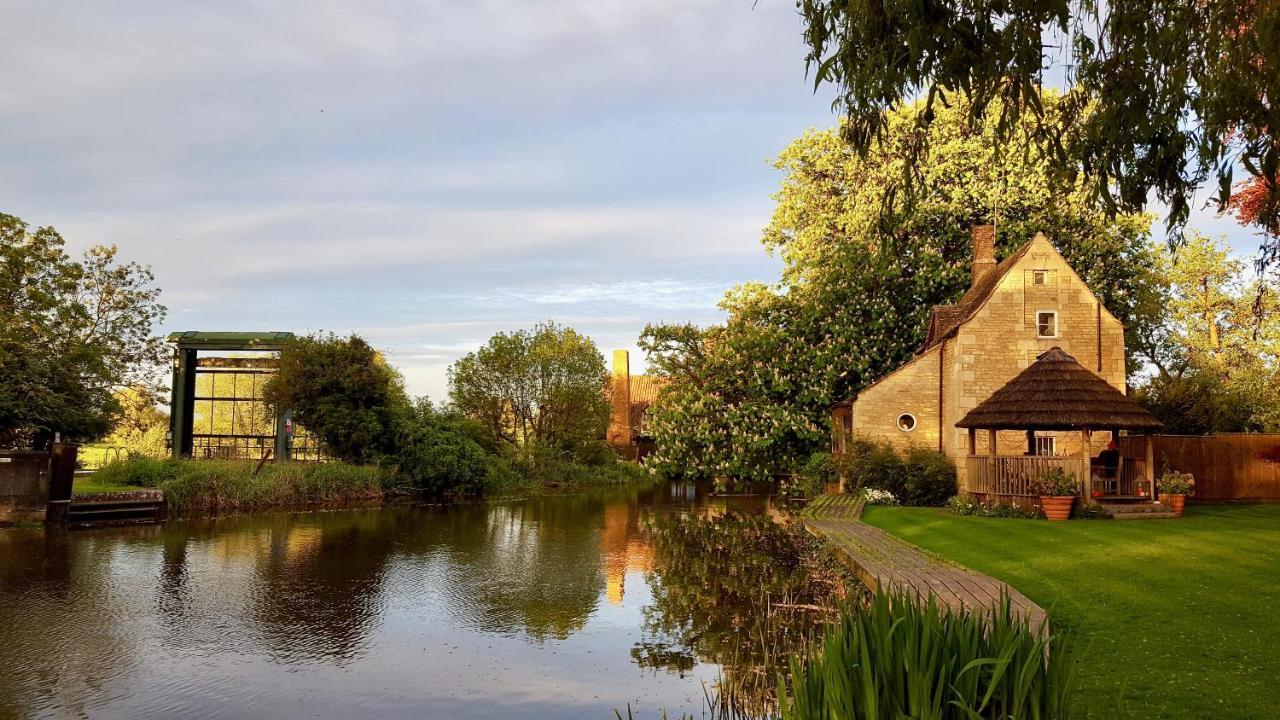 River Nene Holiday home Water Newton